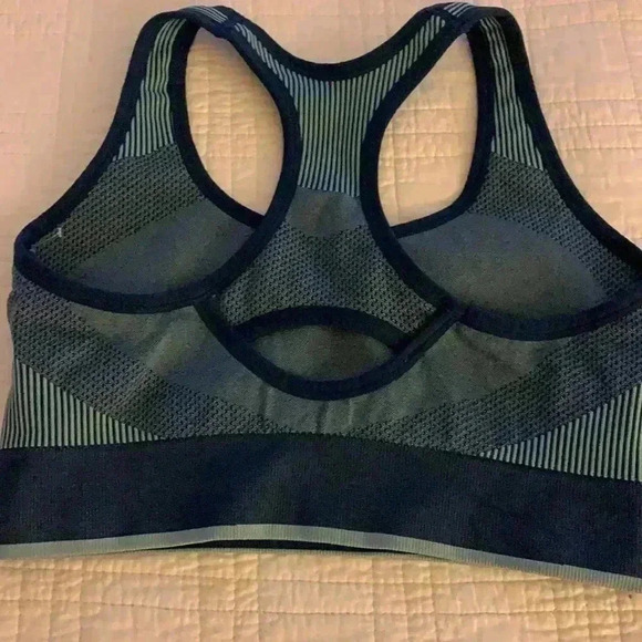 Puma - Picture 2 of 2